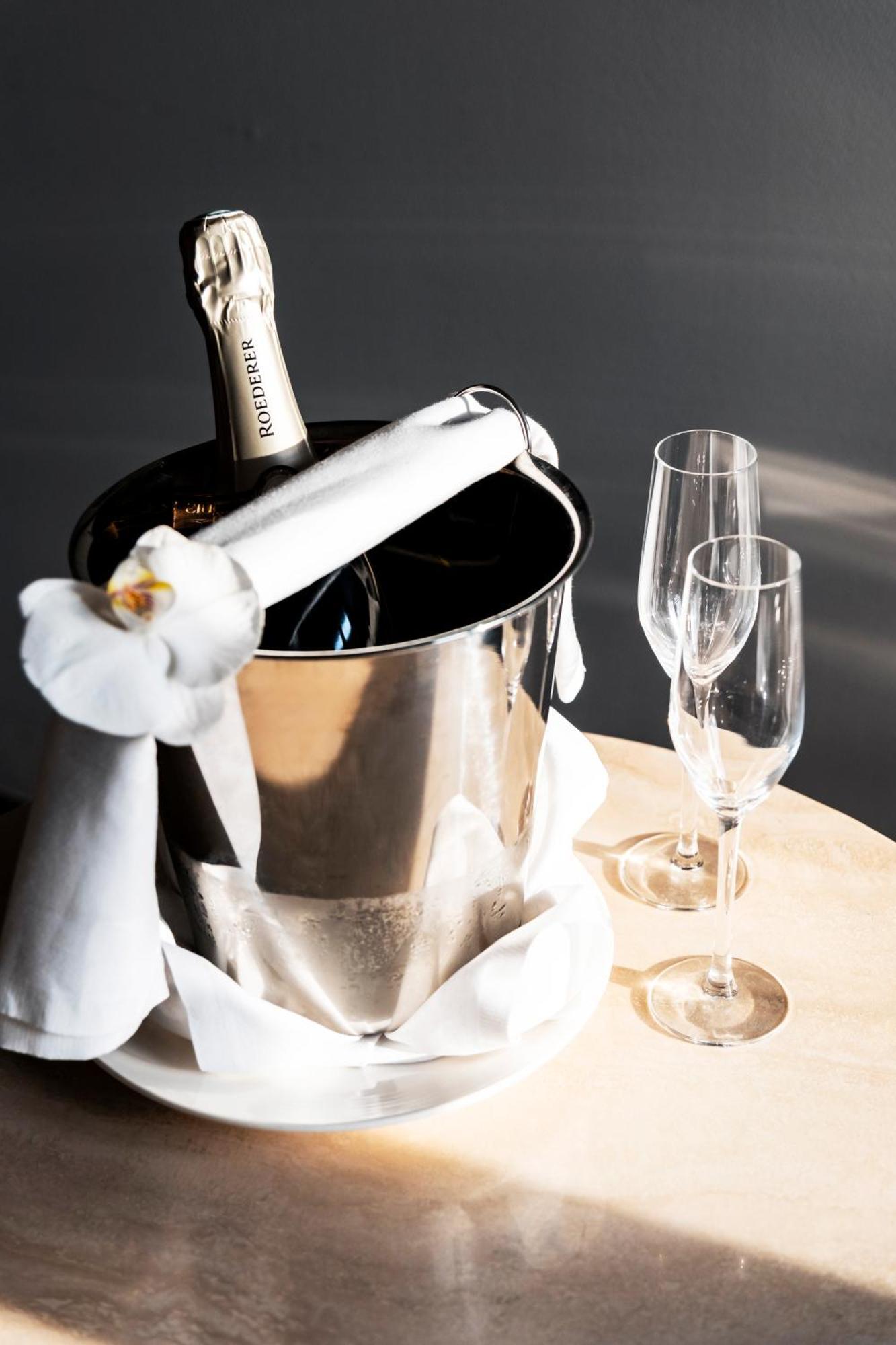 Hotel Grand Champs-elysees Parijs